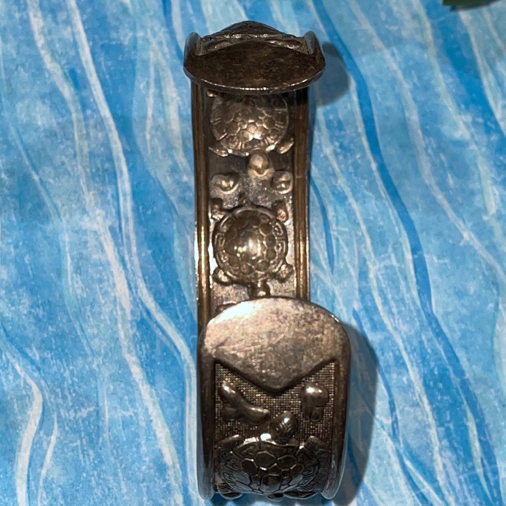 Silver Turtle Bracelet - Picture 7 of 11